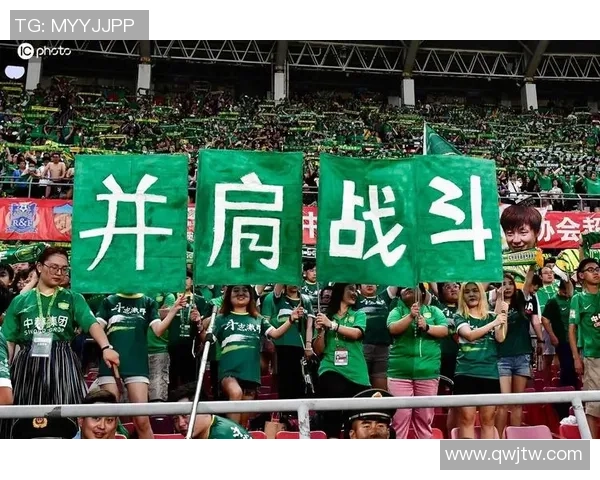 从贫困少年到绿茵巨星他们用足球改写命运的励志故事
