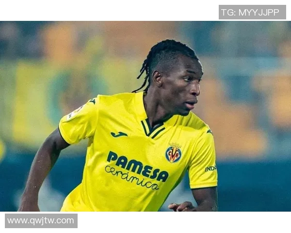 足坛最新动态聚焦球星转会动向与赛场表现全面解读